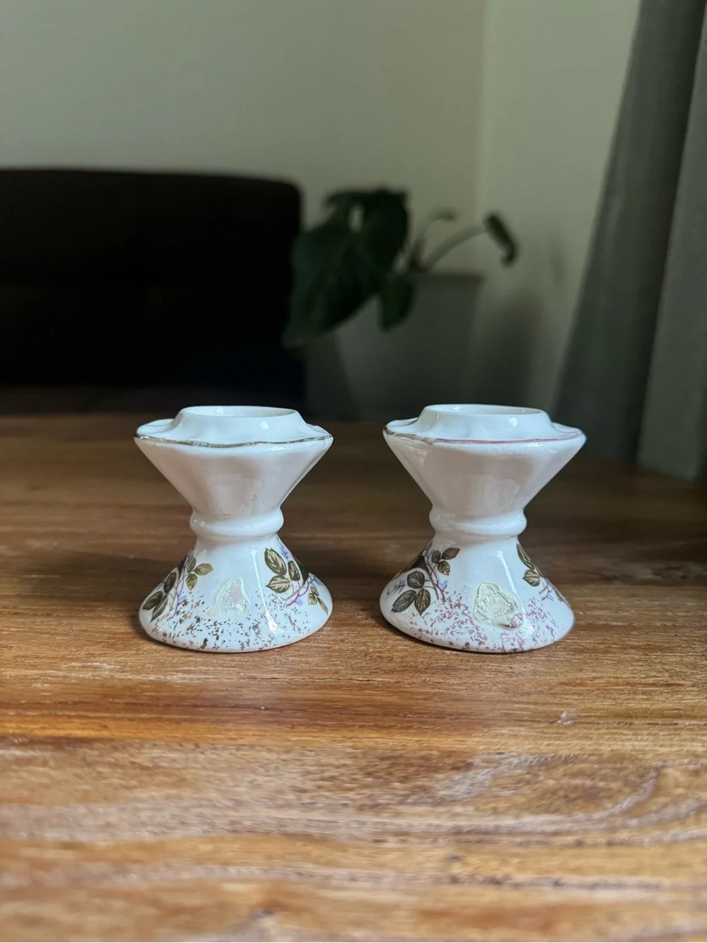 White Floral Ceramic candle holder - Pair